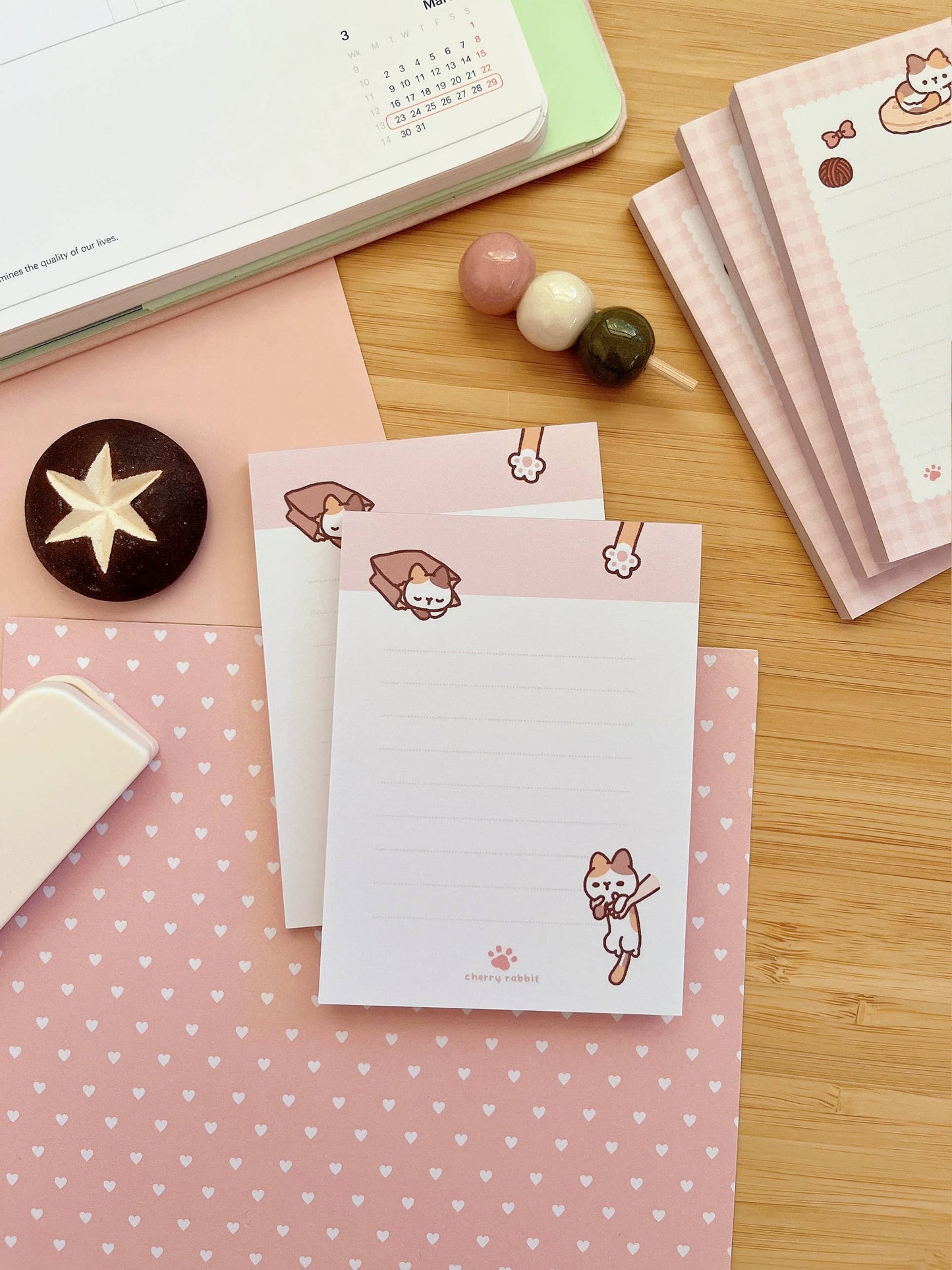 Cherry Rabbit | Memo Pad: Calico Cat
